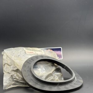 48257-60011 INSULATOR RR COIL